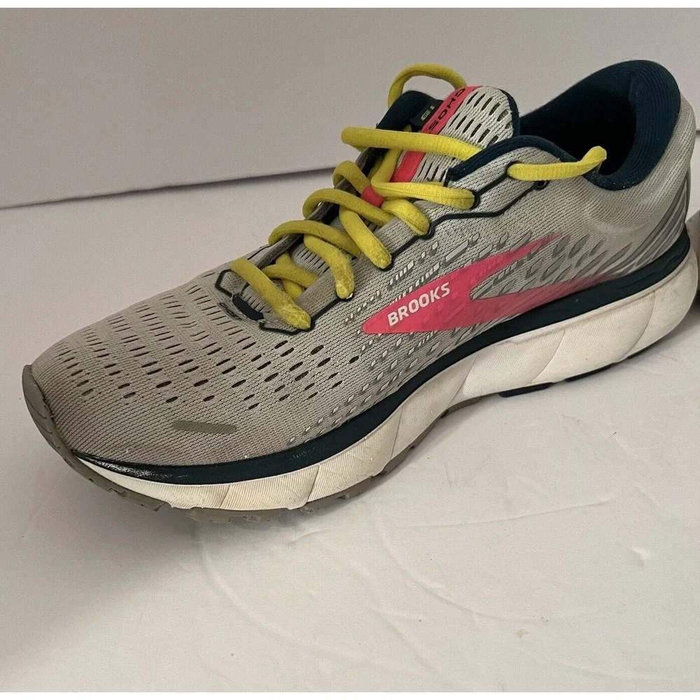 Size 9.5 - Brooks Ghost 13‎ Ice Flow Pink Medium